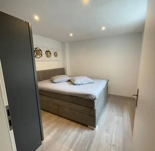 Schöne In Am Schönen Walensee Unterterzen